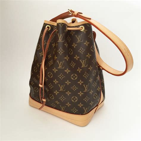 louis vuitton bucke sale